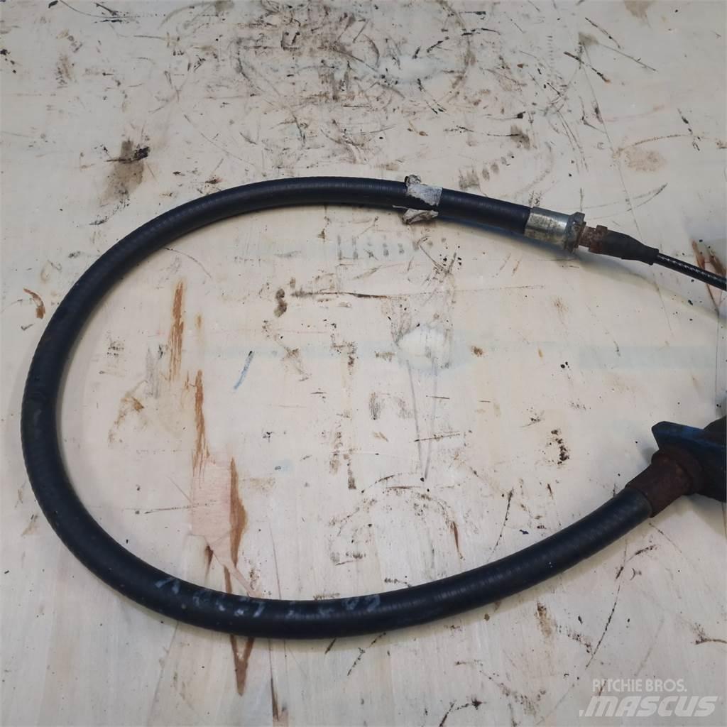 Ford 6640 Vezetőfülke és belső tartozékok