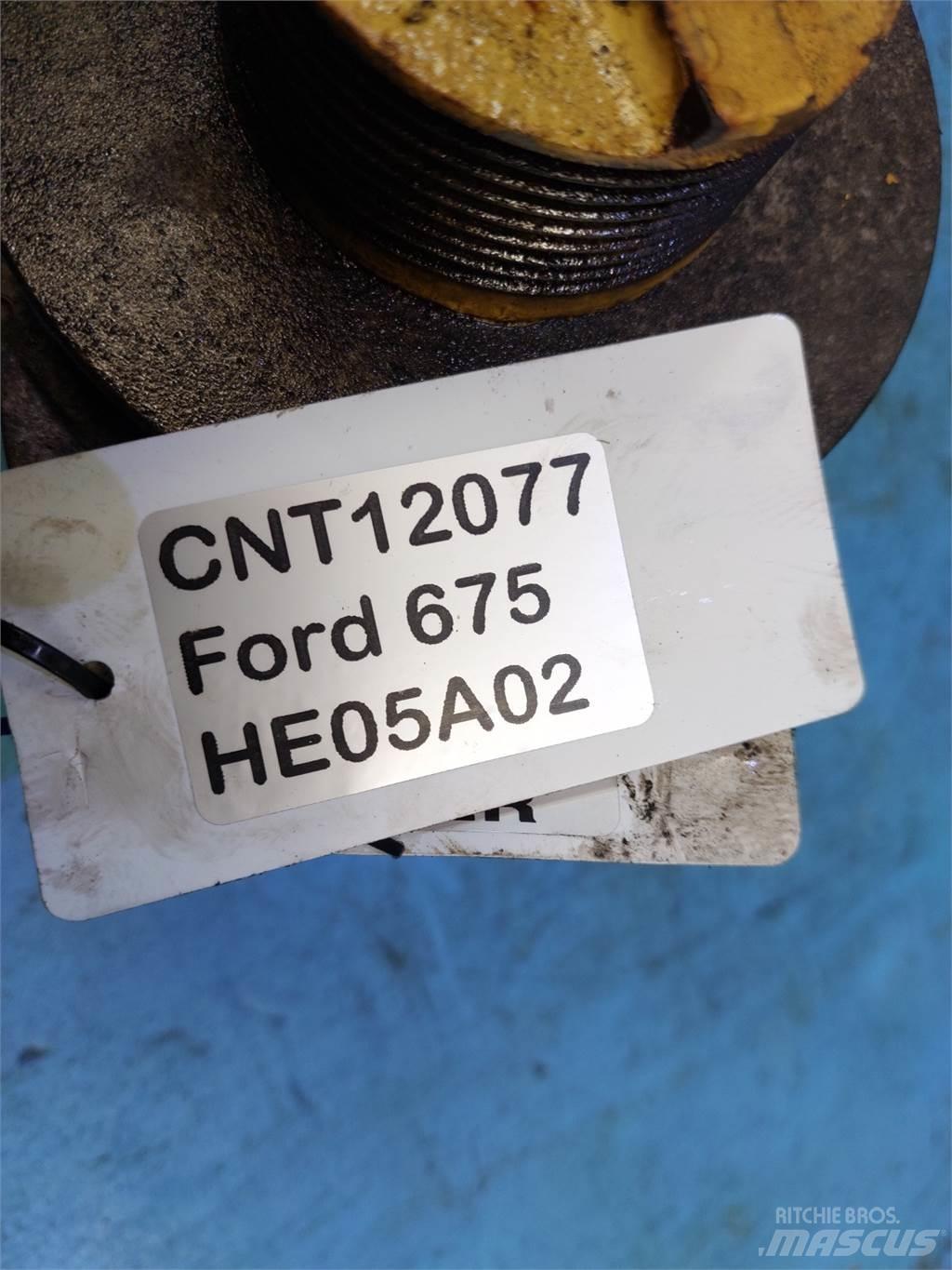 Ford 675 Motorok