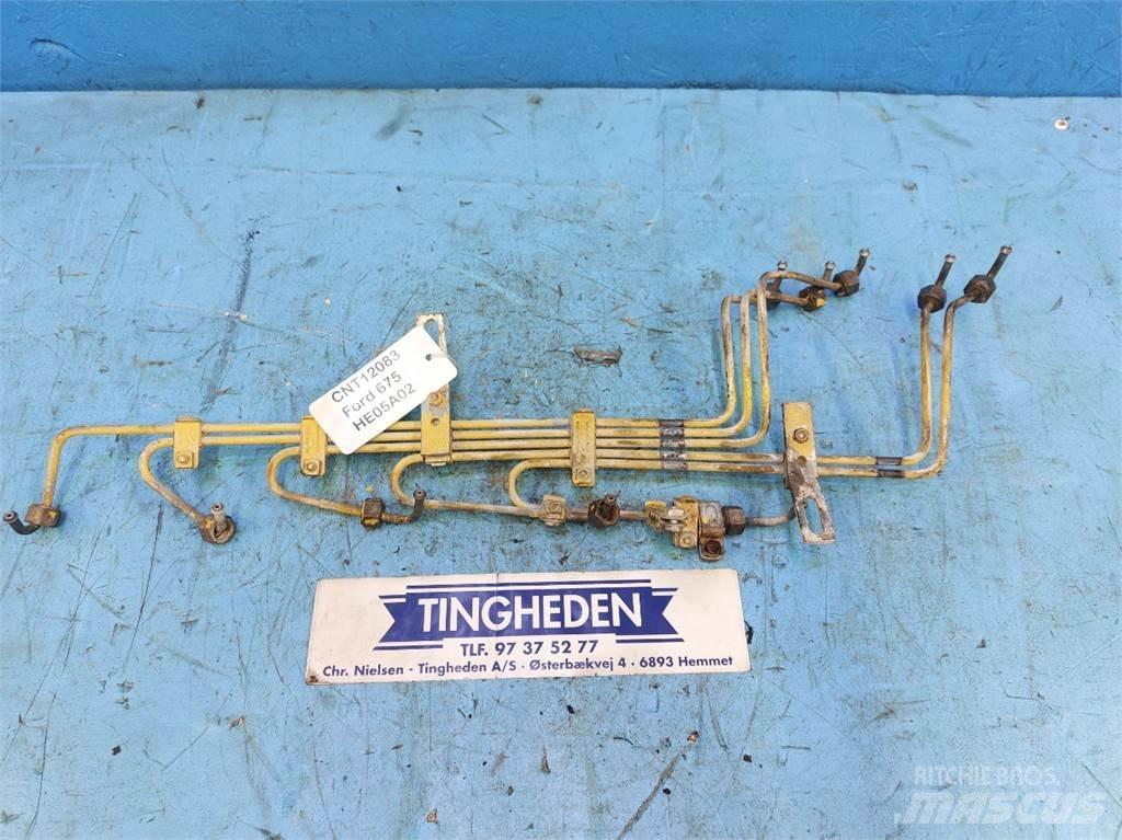 Ford 675 Motorok