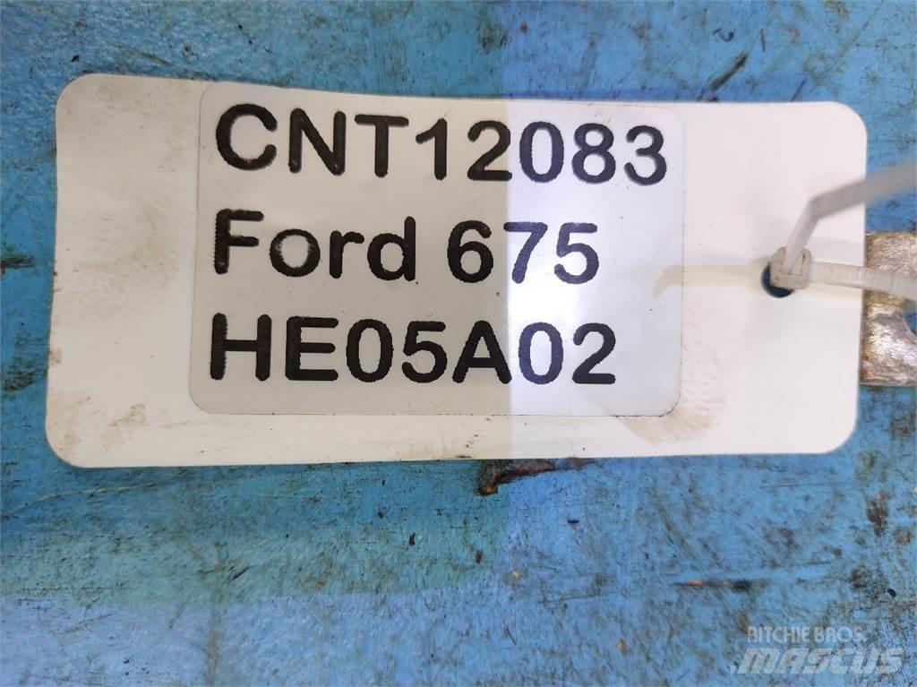 Ford 675 Motorok