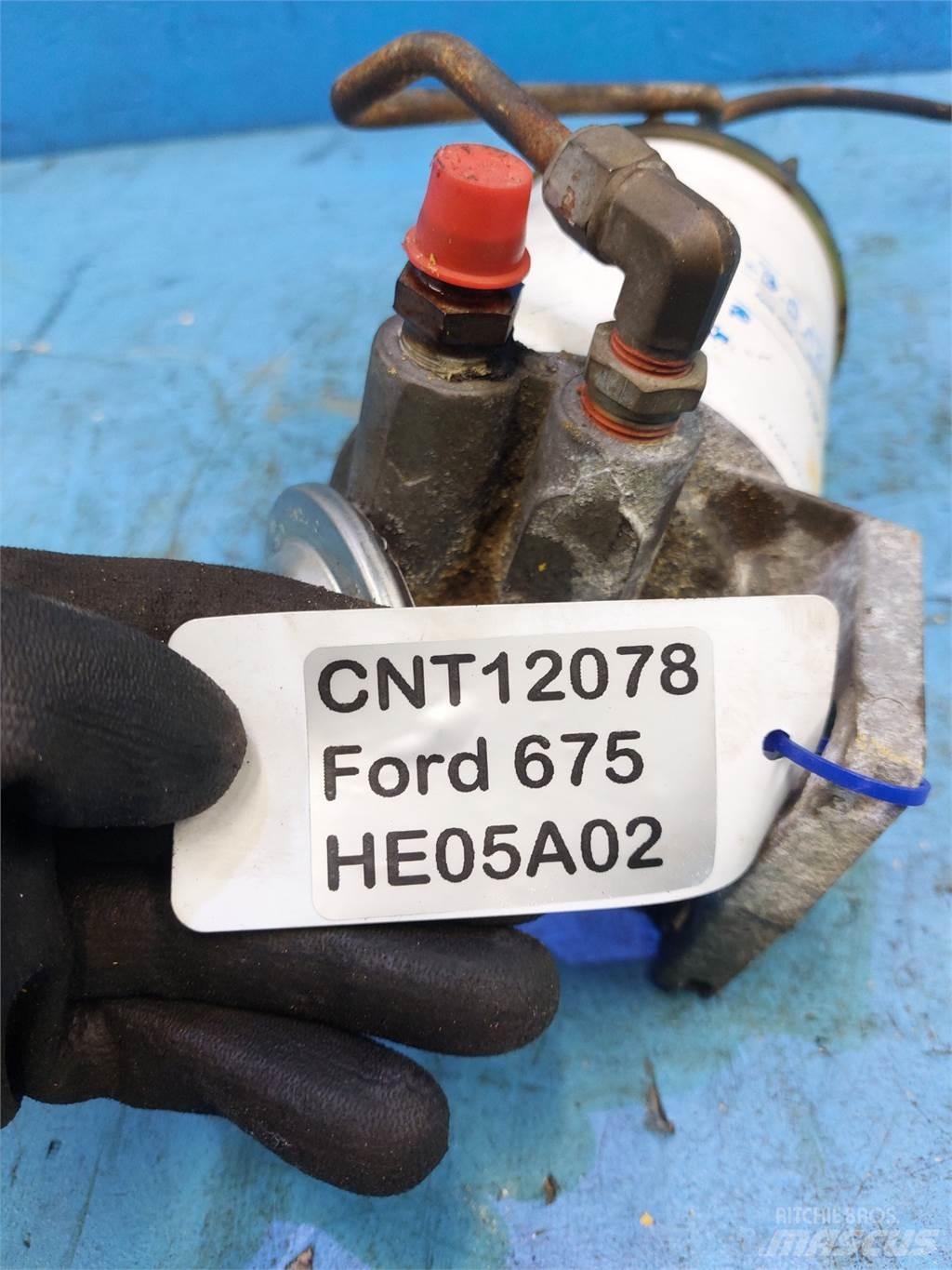 Ford 675 Motorok