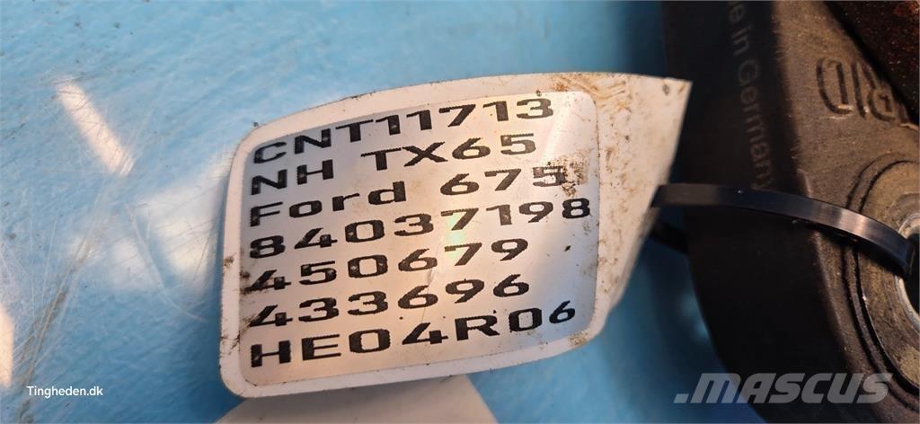 Ford 675 Motorok