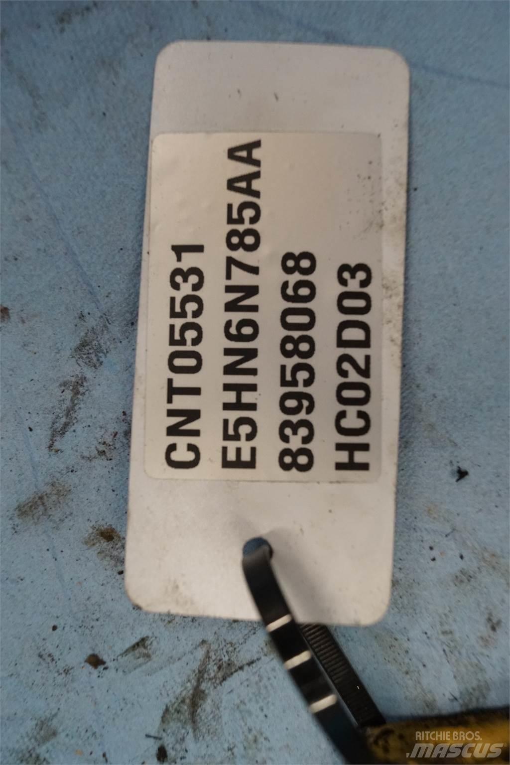 Ford 675TA Motorok