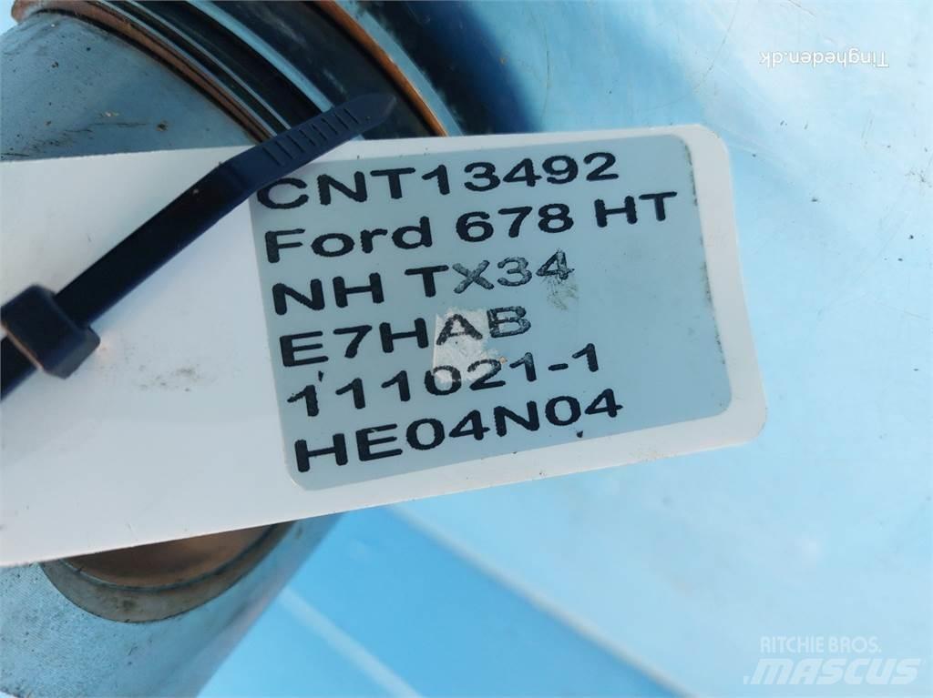 Ford 678 HT Motorok