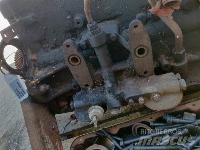 Ford 678HTA Motorok