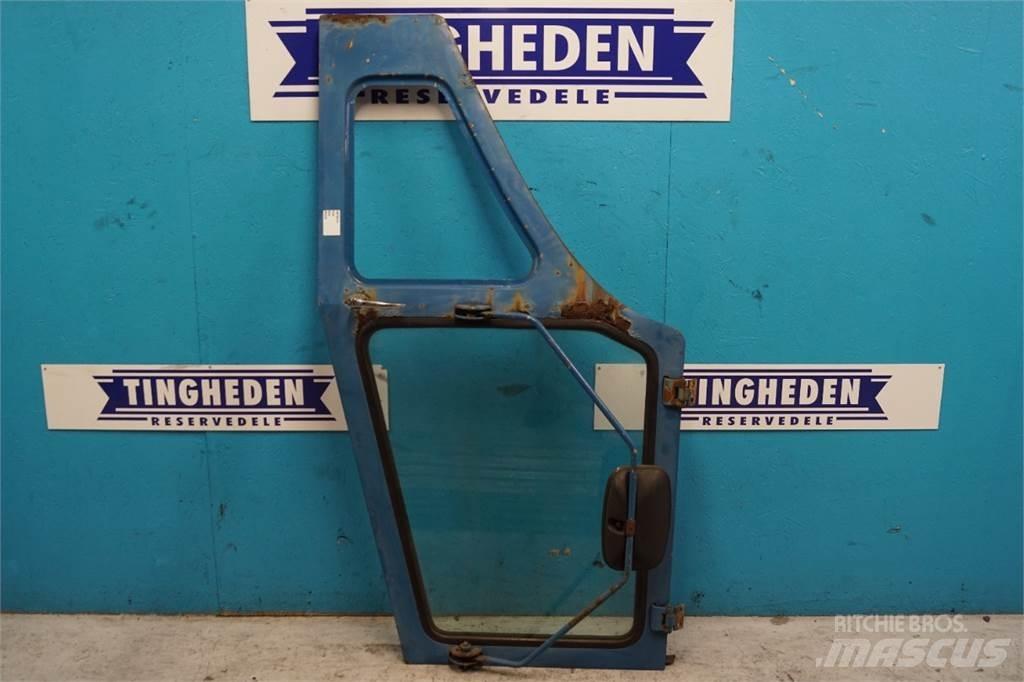 Ford 7600 Vezetőfülke és belső tartozékok