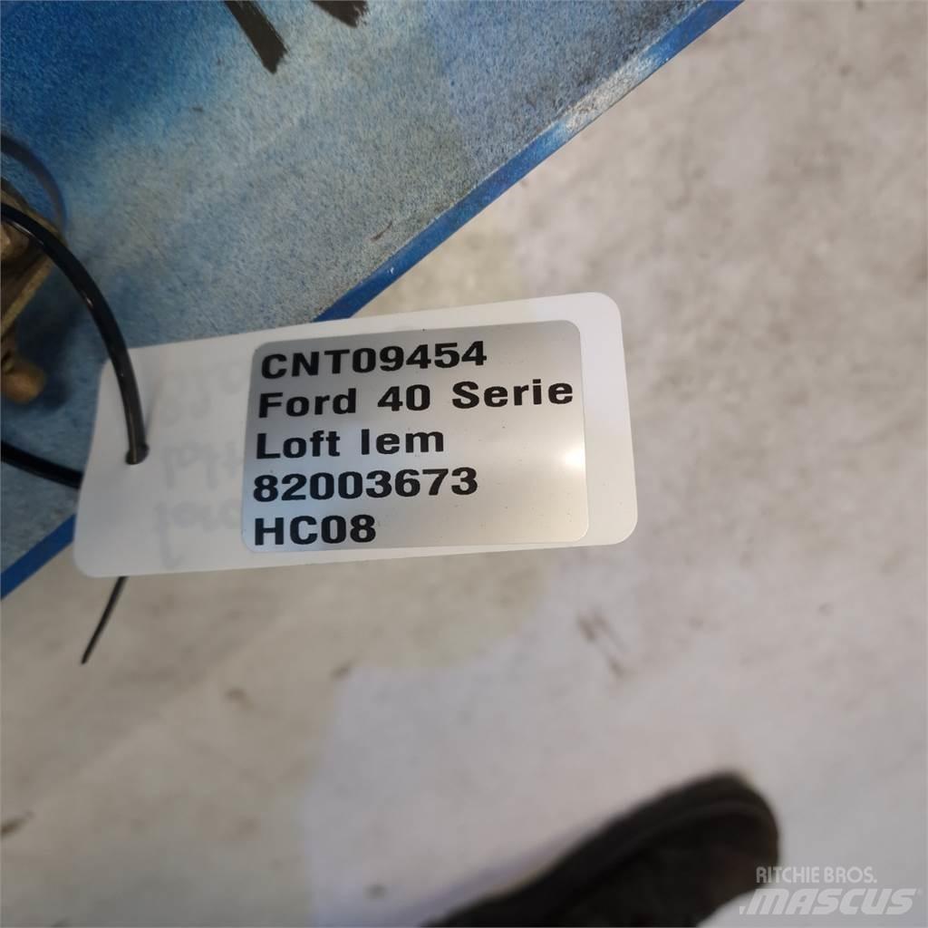 Ford 7740 Vezetőfülke és belső tartozékok