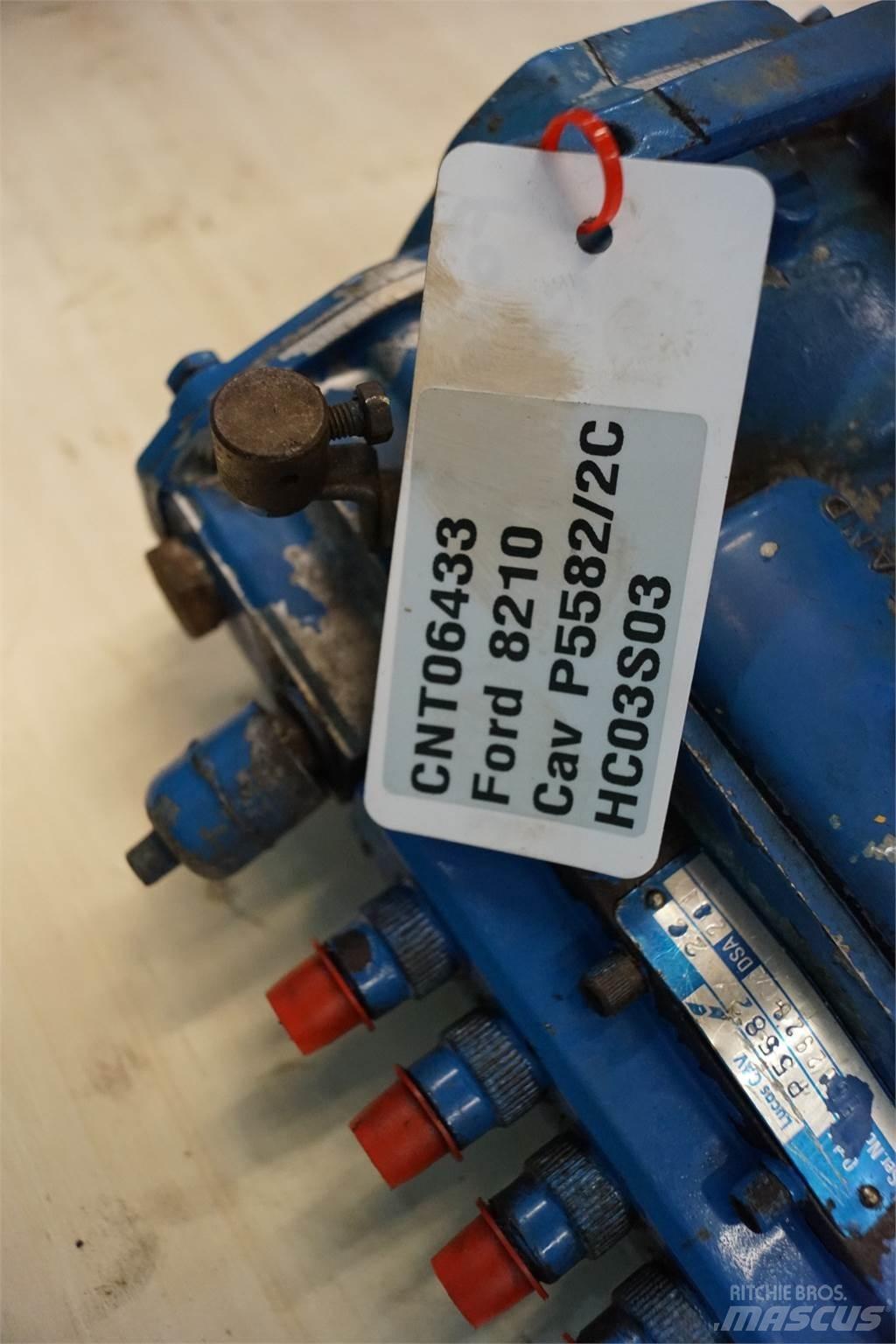 Ford 8210 Motorok