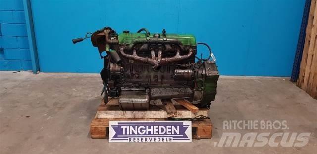 Ford 826F Motorok