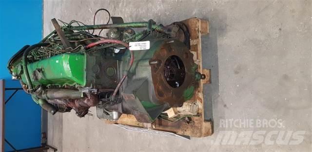 Ford 826F Motorok