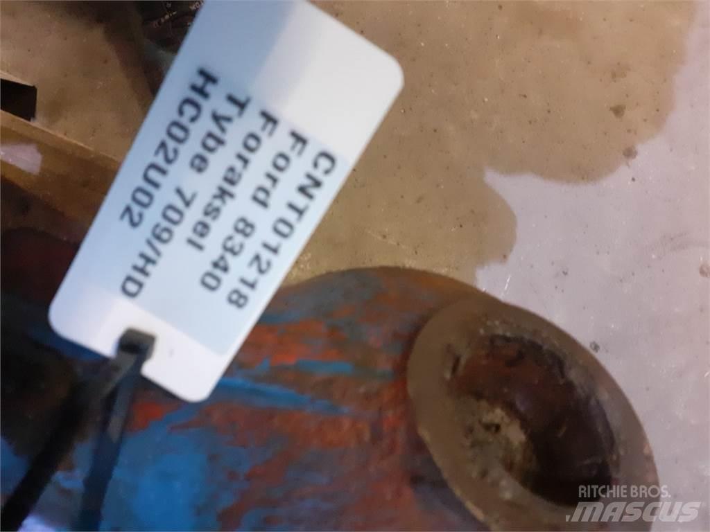 Ford 8340 Egyéb traktor tartozékok