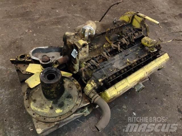 Ford Trader 590E Motorok