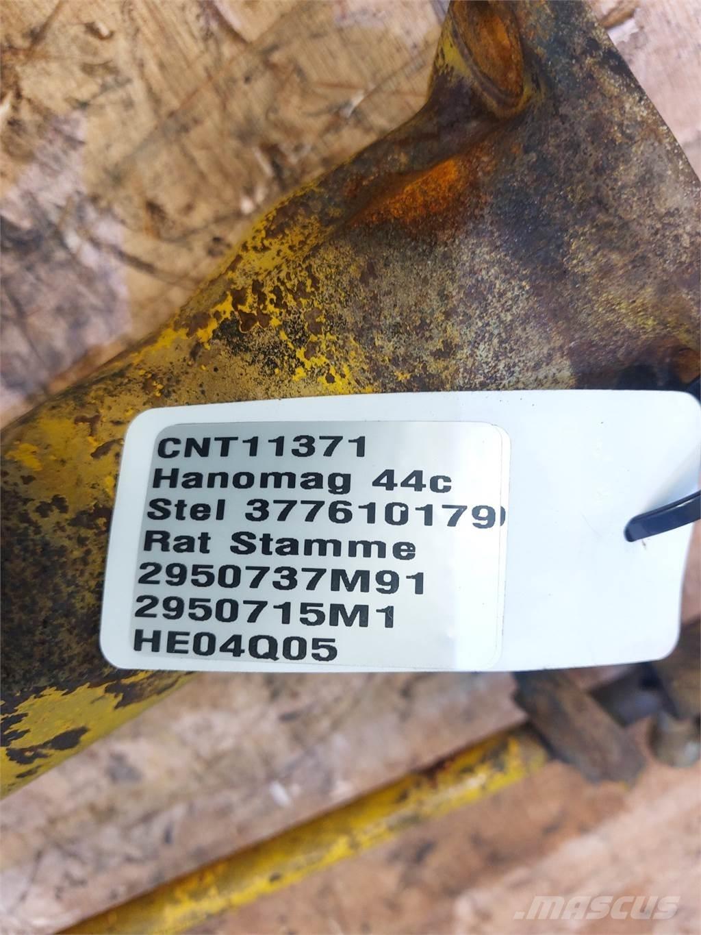  Hannonag 44C Vezetőfülke és belső tartozékok