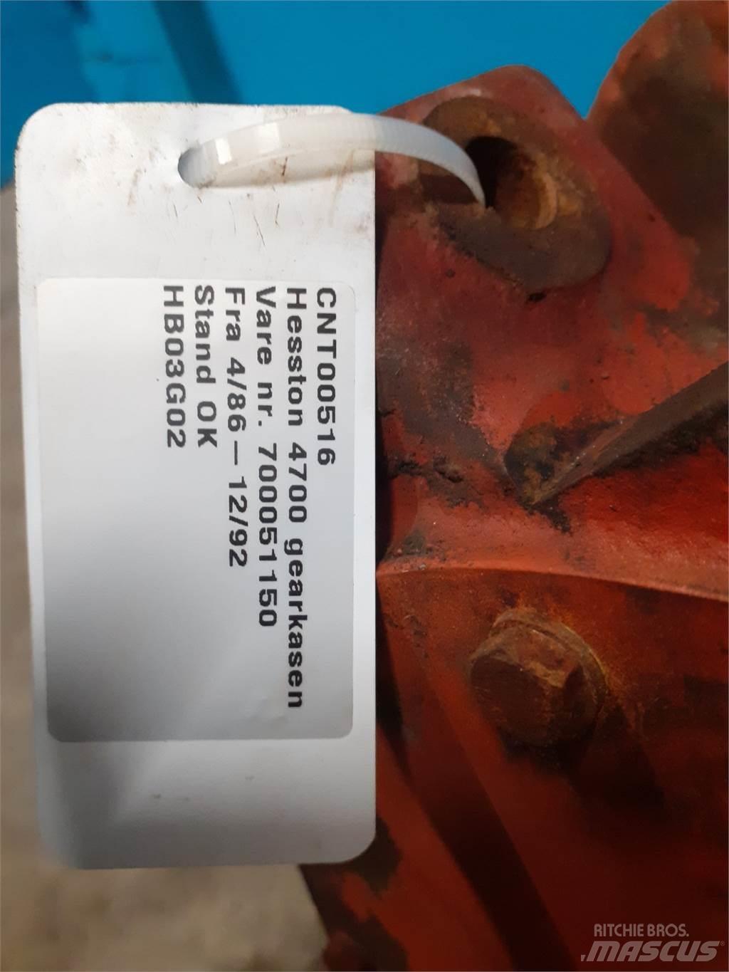 Hesston 4700 Váltók