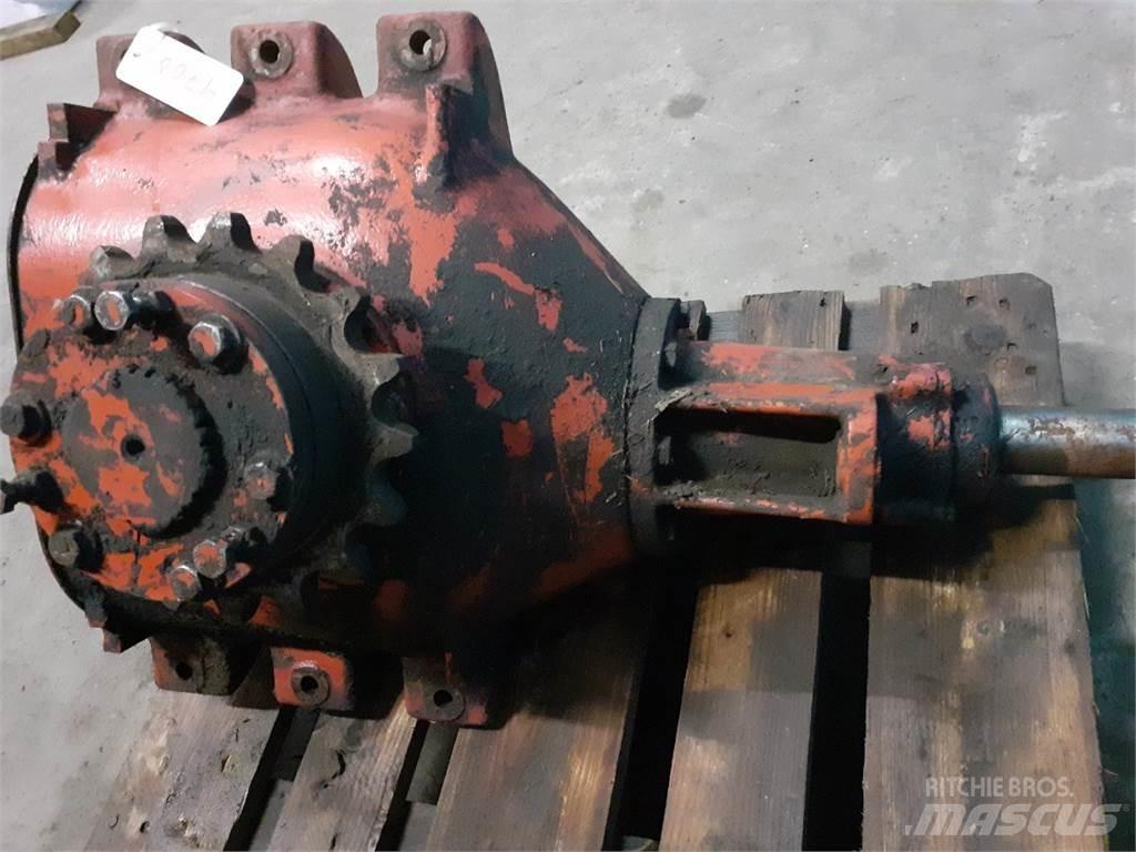 Hesston 4700 Váltók