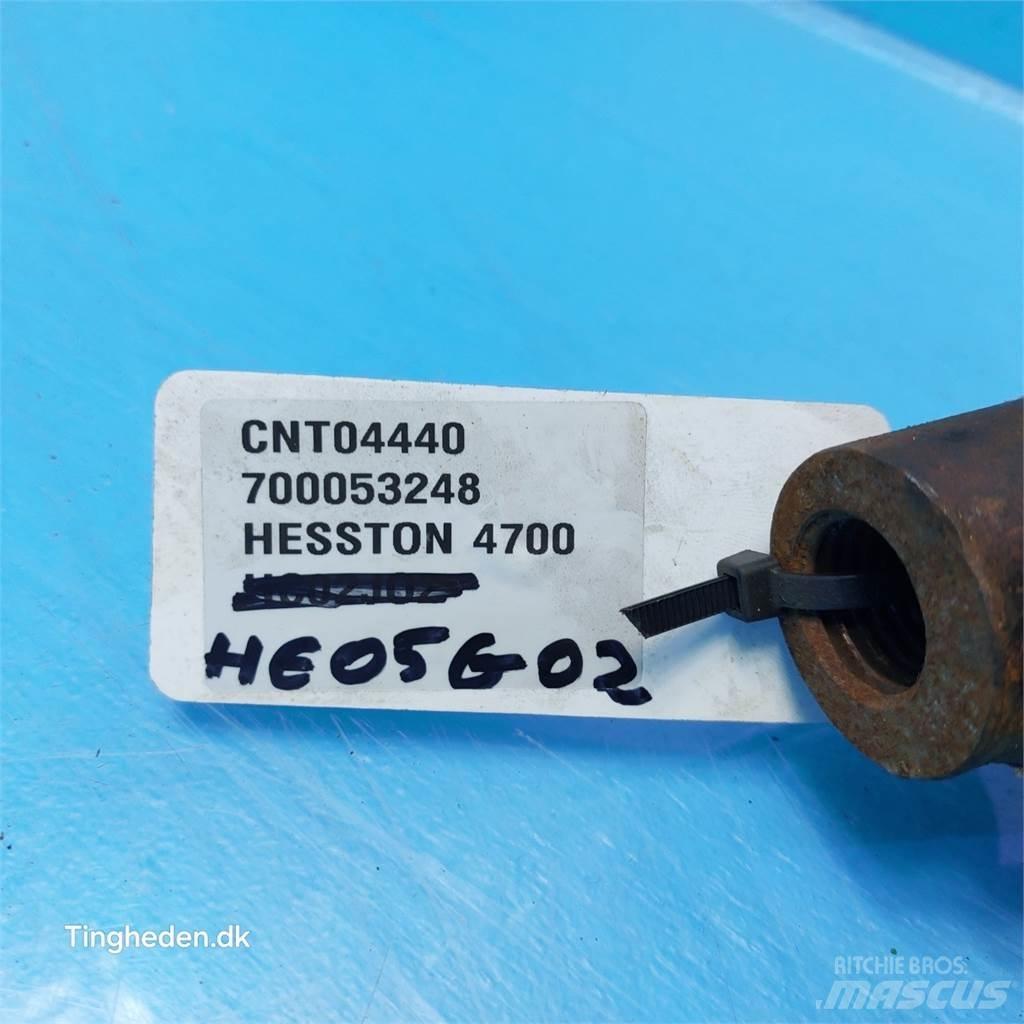 Hesston 4700 Egyéb szálastakarmányozási gépek