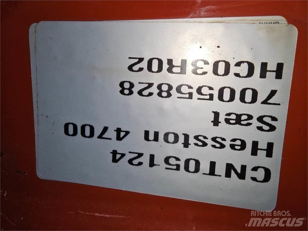Hesston 4700 Egyéb szálastakarmányozási gépek