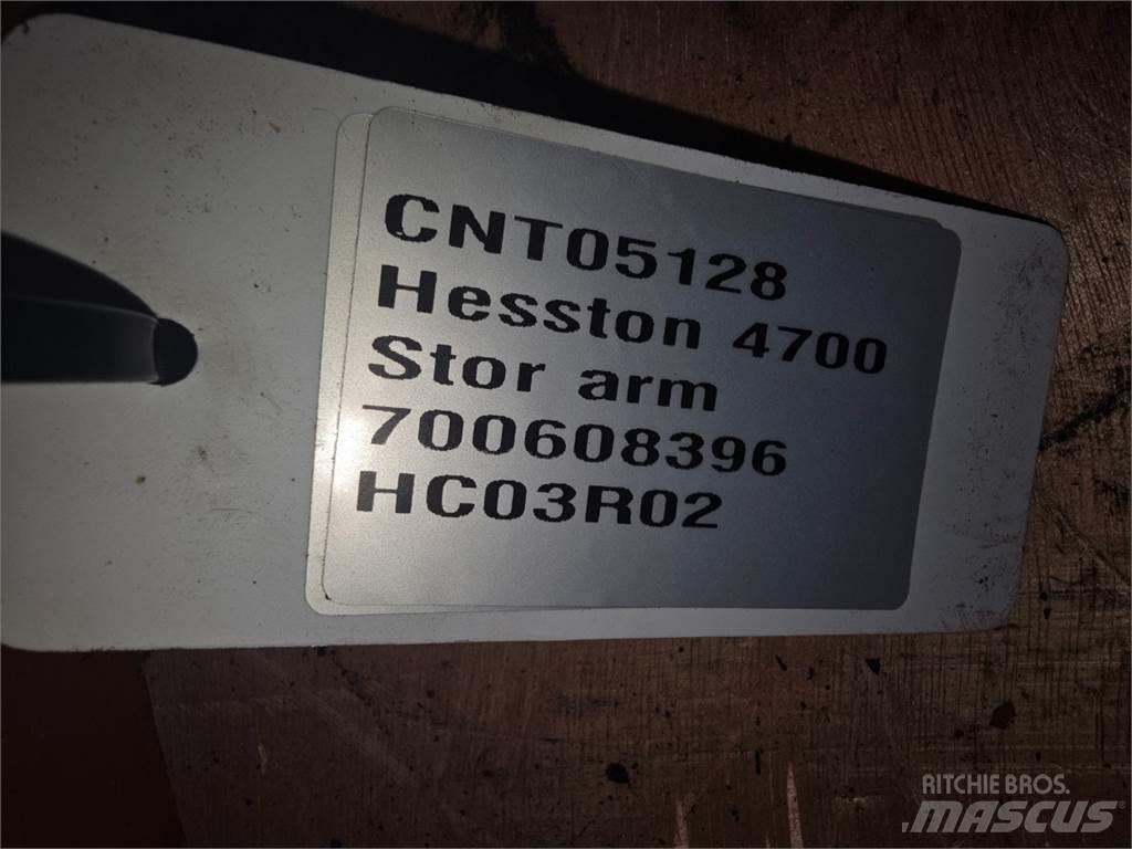 Hesston 4700 Egyéb szálastakarmányozási gépek