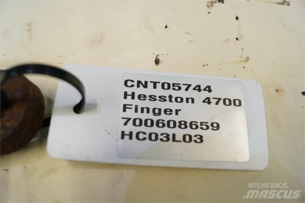 Hesston 4700 Bálafogó