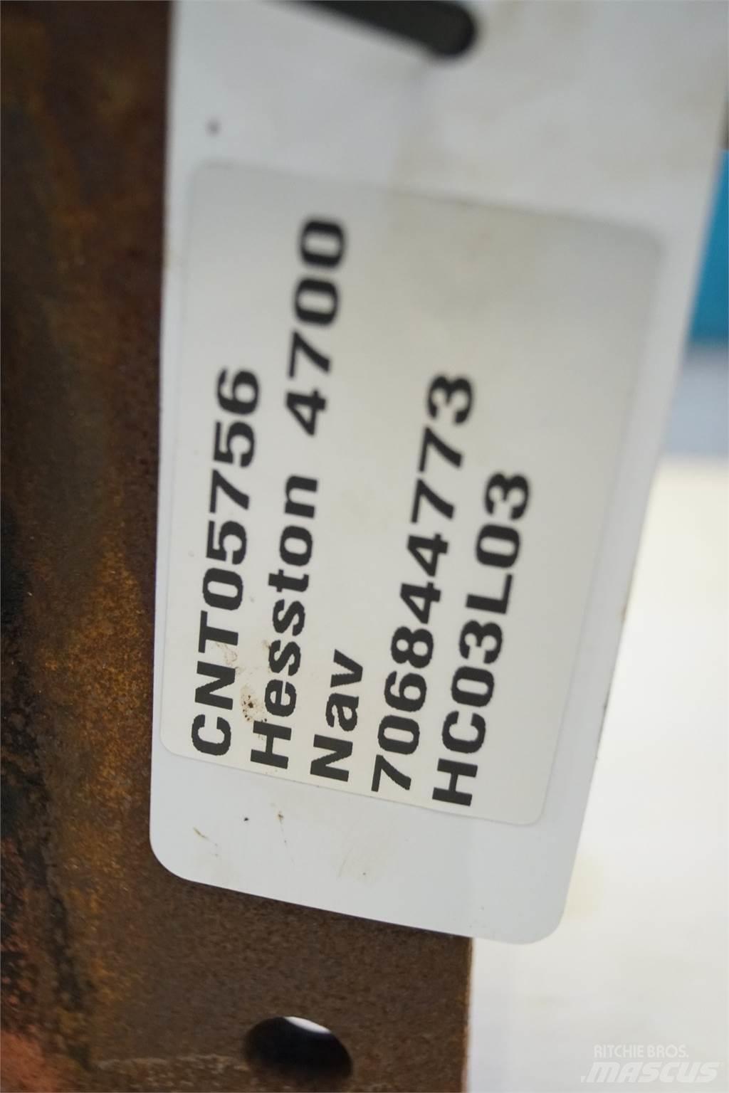 Hesston 4700 Egyéb szálastakarmányozási gépek