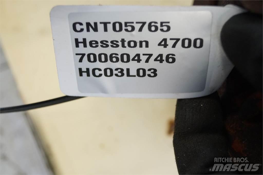 Hesston 4700 Egyéb traktor tartozékok