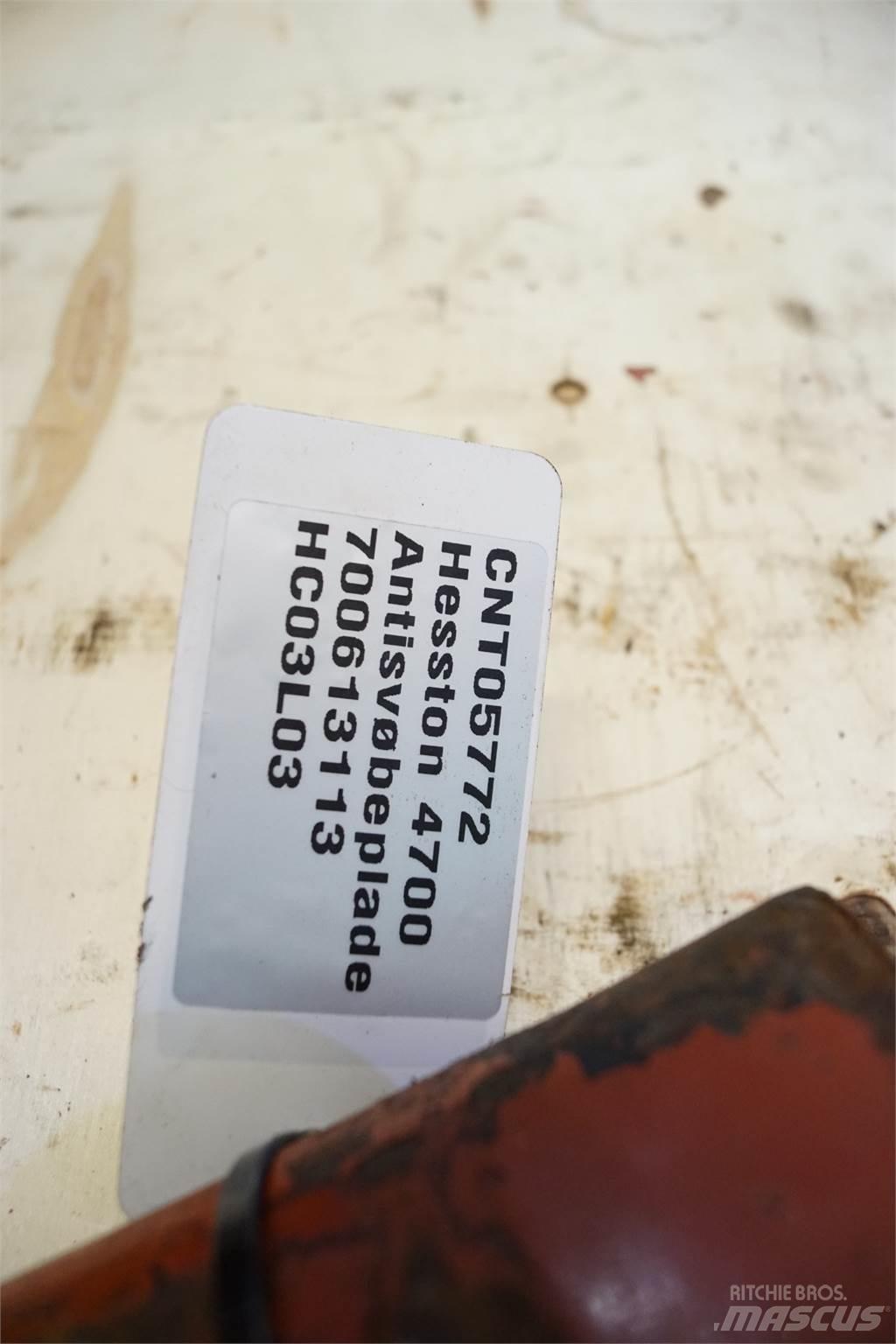 Hesston 4700 Egyéb szálastakarmányozási gépek