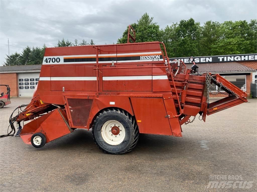 Hesston 4700 Szögletes bálázók