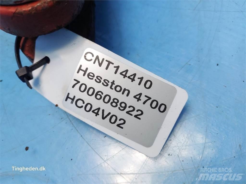 Hesston 4700 Bálafogó