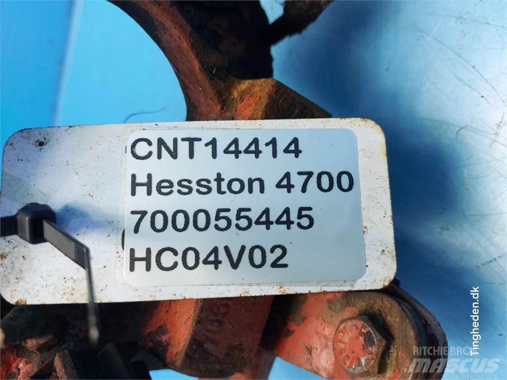 Hesston 4700 Egyéb szálastakarmányozási gépek