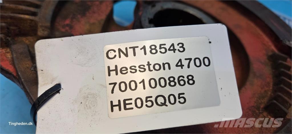 Hesston 4700 Egyéb szálastakarmányozási gépek