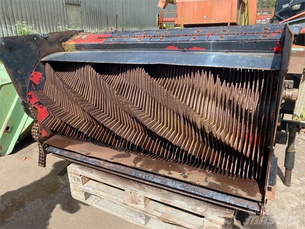 Hesston 4860 Kombájn tartozékok