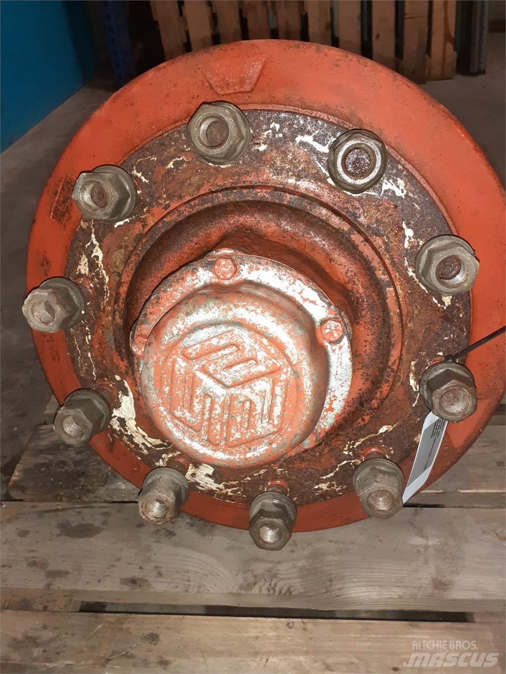 Hesston 4900 Tengelyek