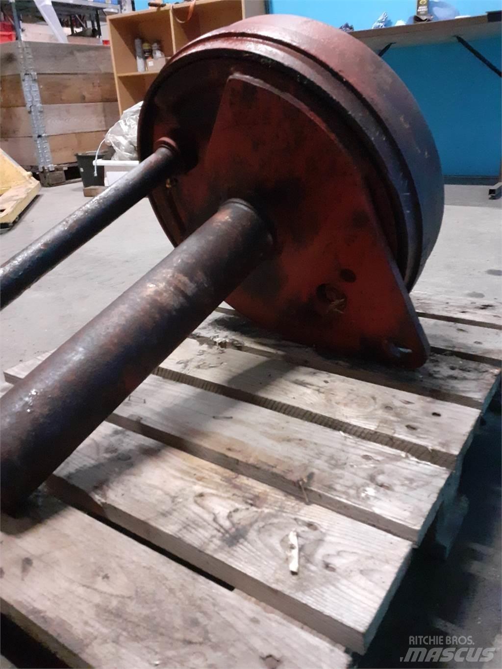 Hesston 4900 Tengelyek