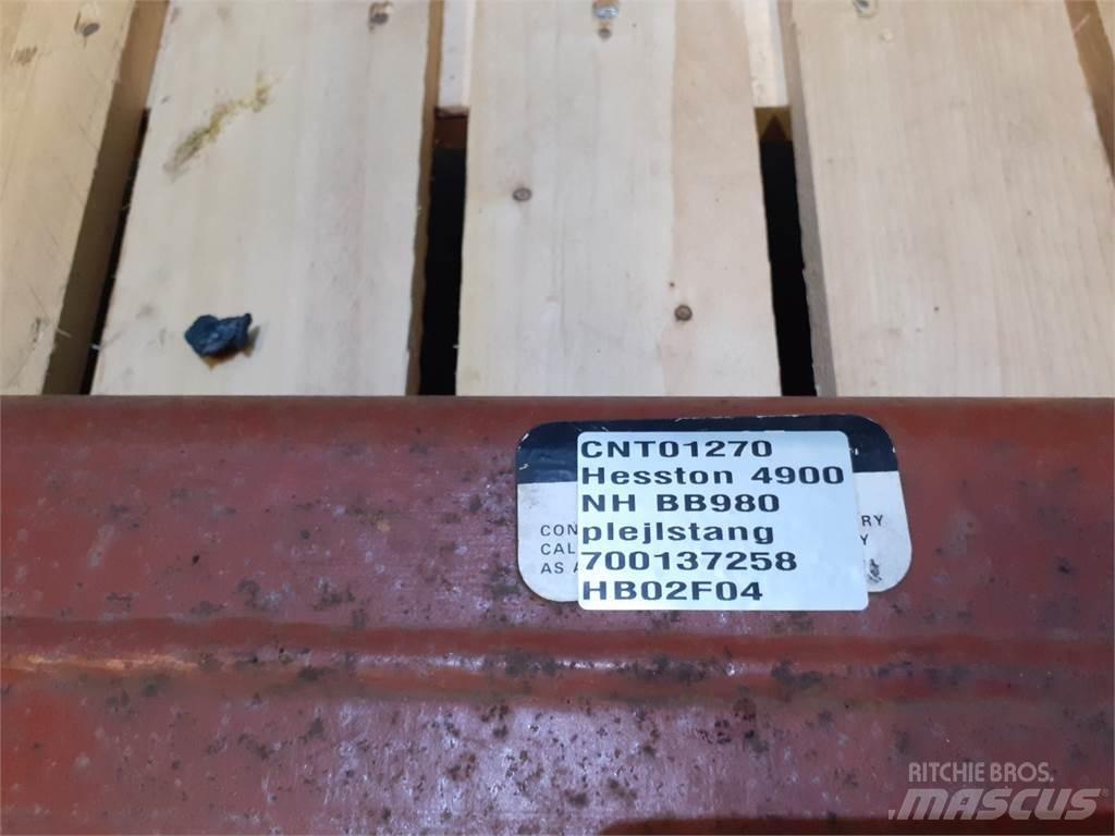 Hesston 4900 Egyéb szálastakarmányozási gépek