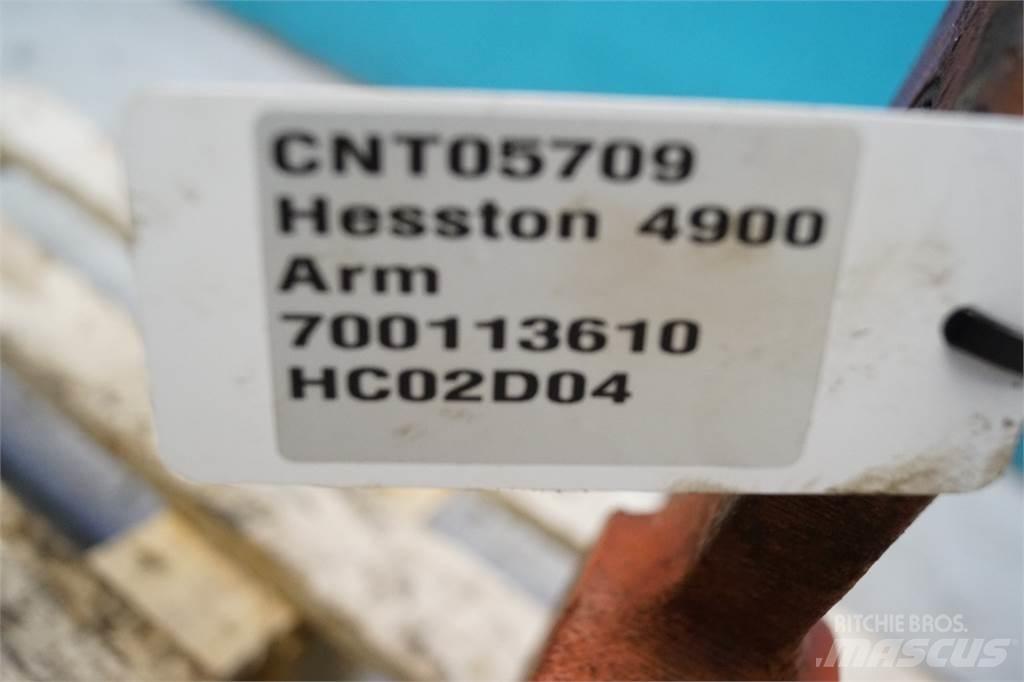 Hesston 4900 Bálafogó