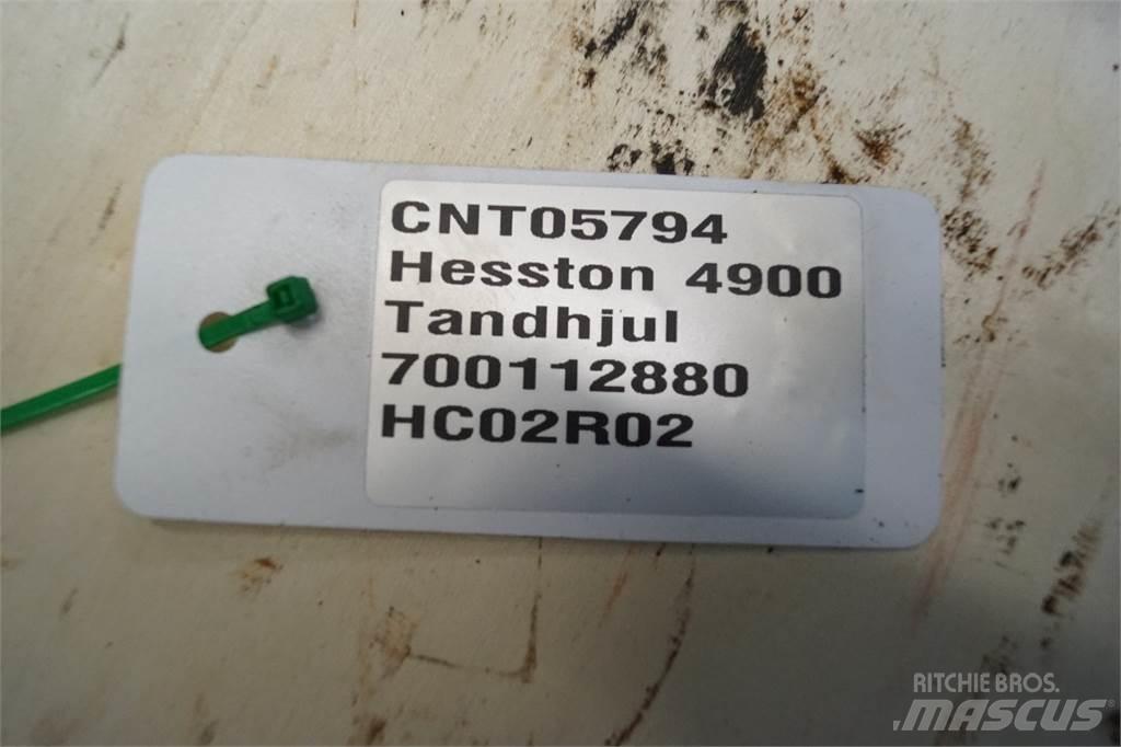 Hesston 4900 Egyéb szálastakarmányozási gépek