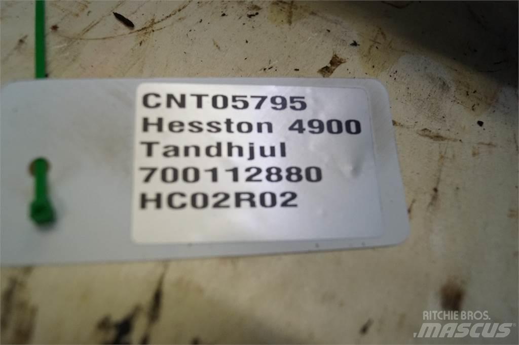 Hesston 4900 Egyéb szálastakarmányozási gépek