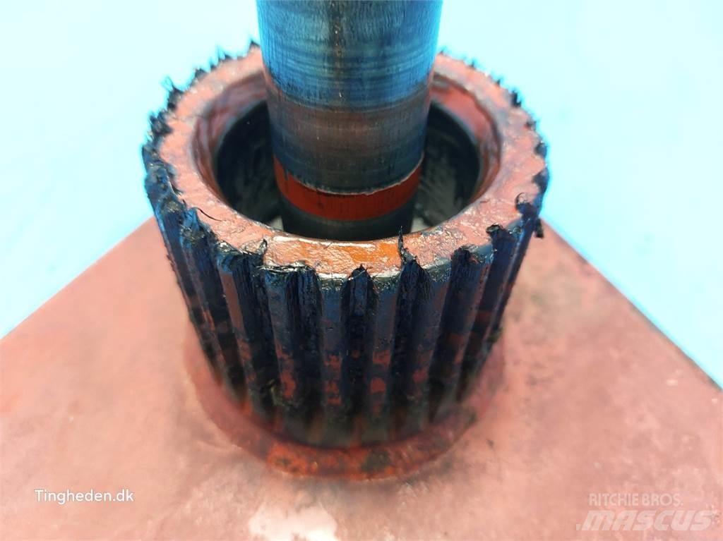 Hesston 4900 Váltók