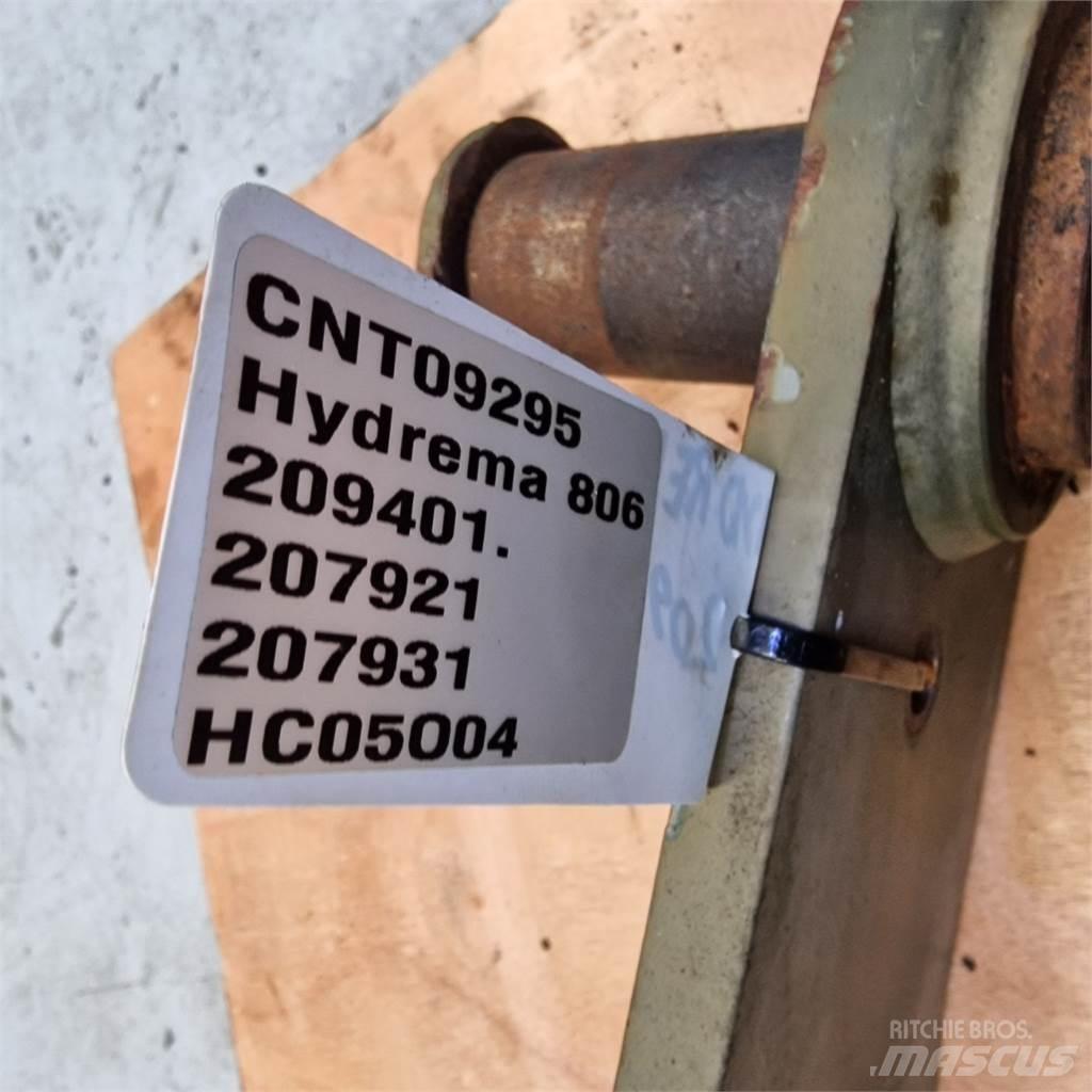 Hydrema 806 Gémek és dipperek
