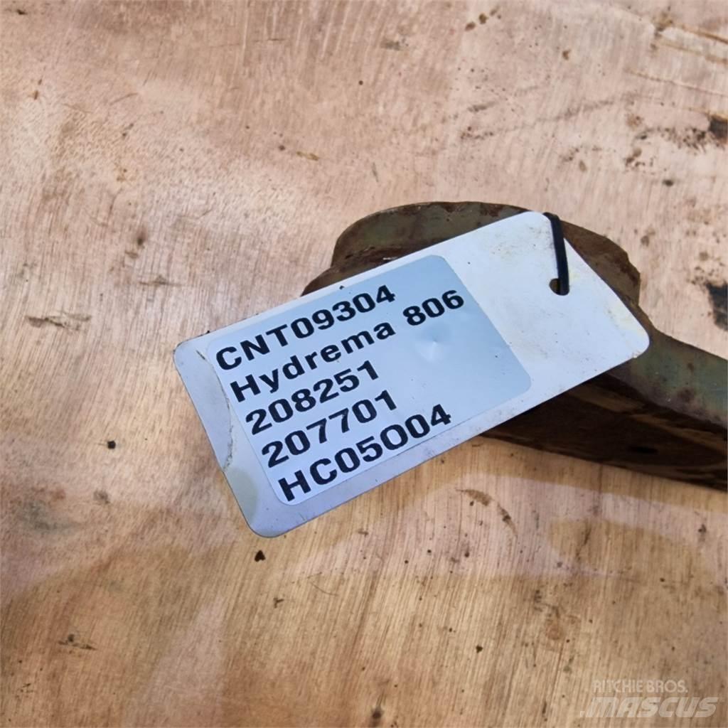 Hydrema 806 Gémek és dipperek