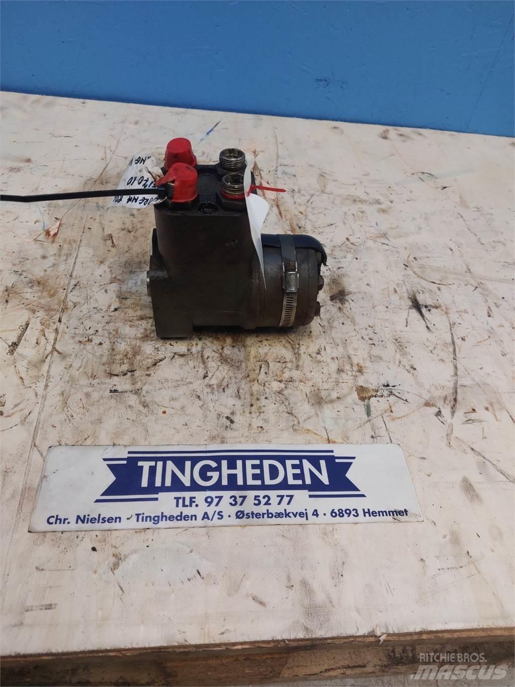 Hydrema 806 Tengelyek