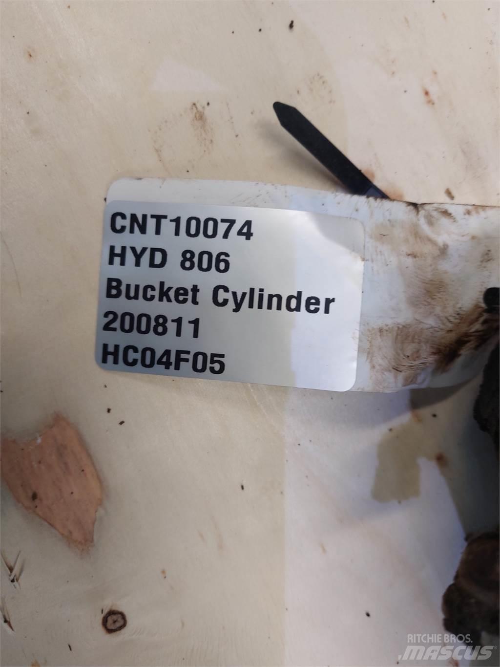 Hydrema 806 Gémek és dipperek