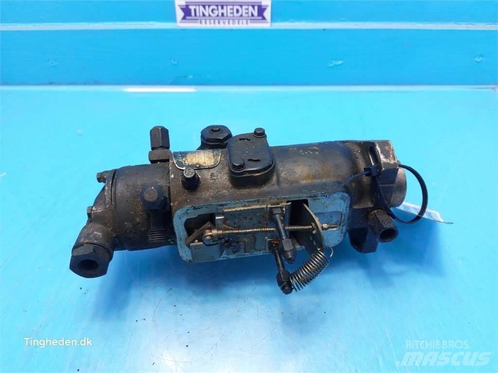 Hydrema 806 Motorok