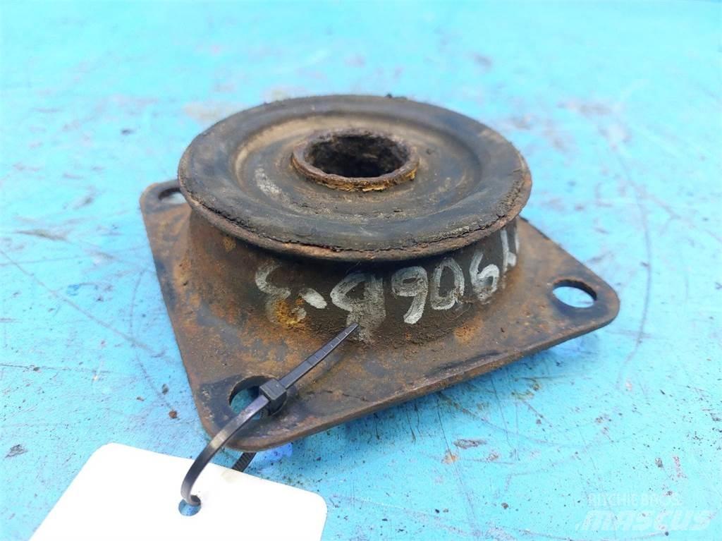 Hydrema 906 Motorok