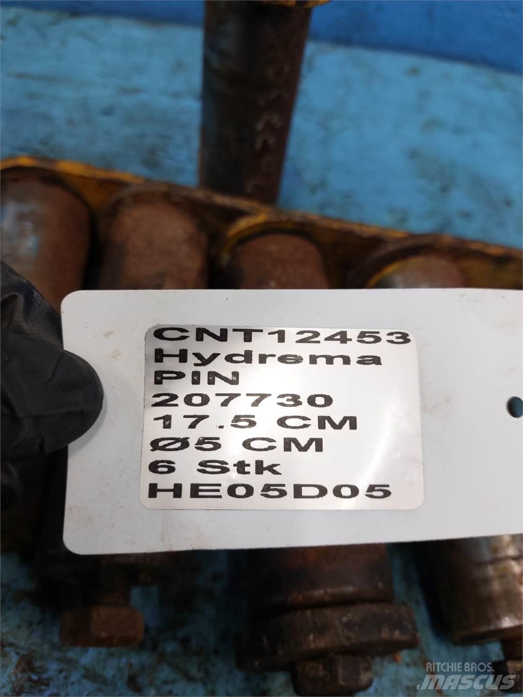 Hydrema 906 Gémek és dipperek