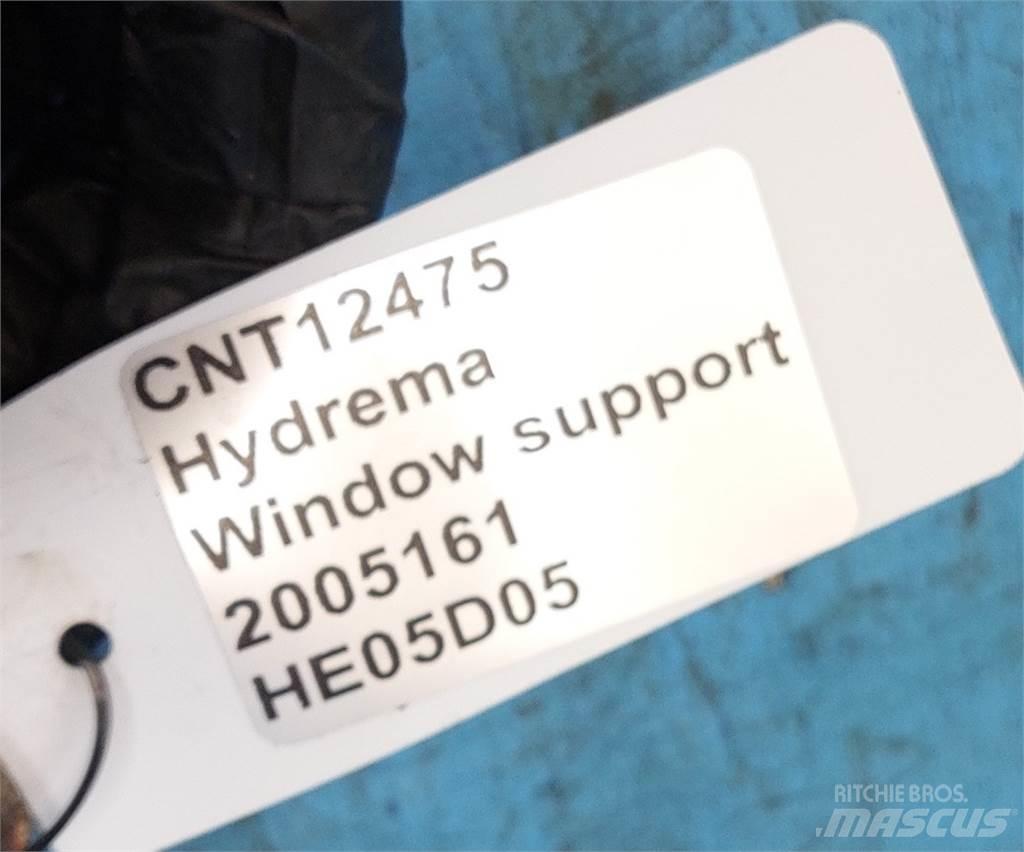 Hydrema 906 Vezetőfülke és belső tartozékok