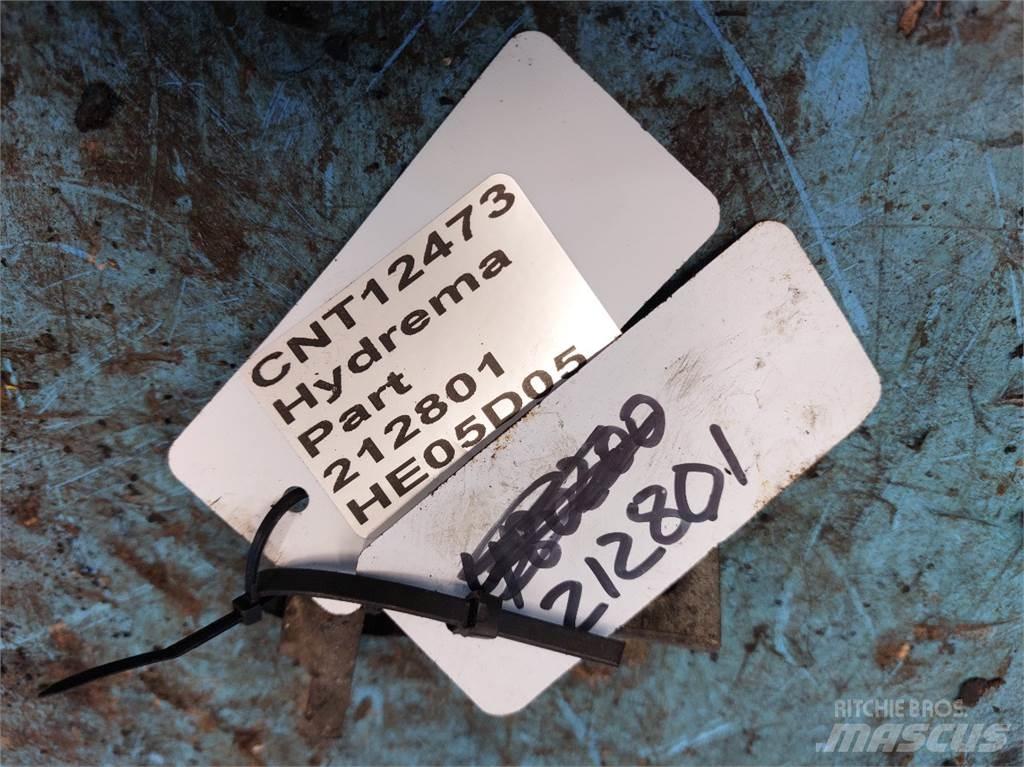Hydrema 906 Gémek és dipperek