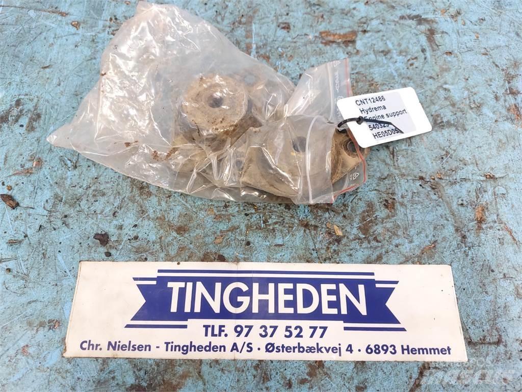 Hydrema 906 Motorok