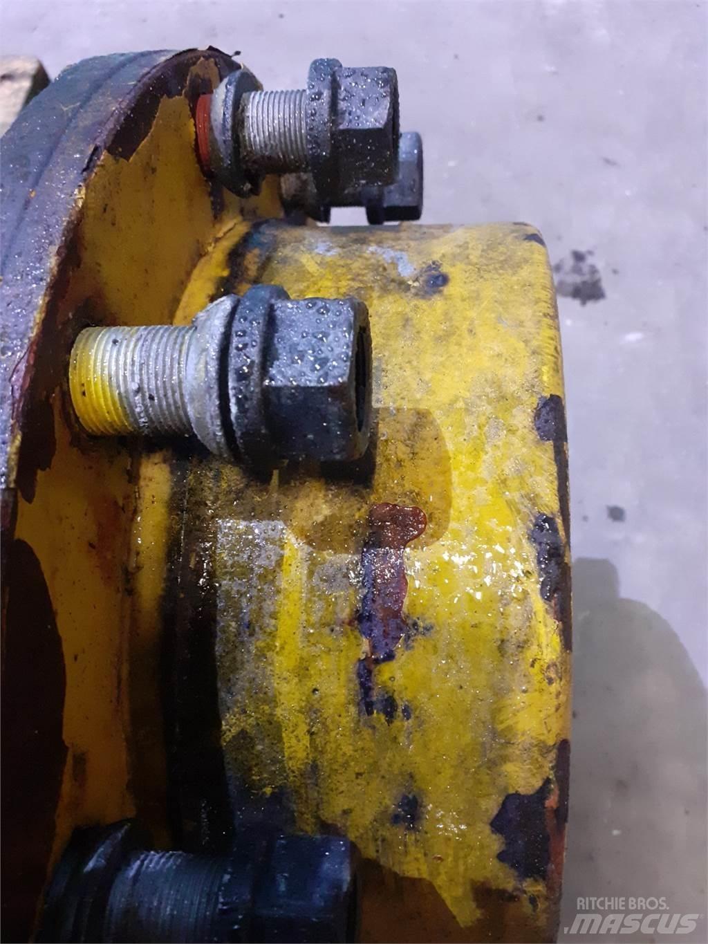 Hydrema 906B Tengelyek