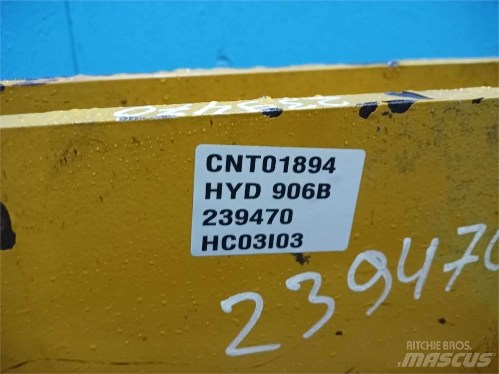 Hydrema 906B Tengelyek